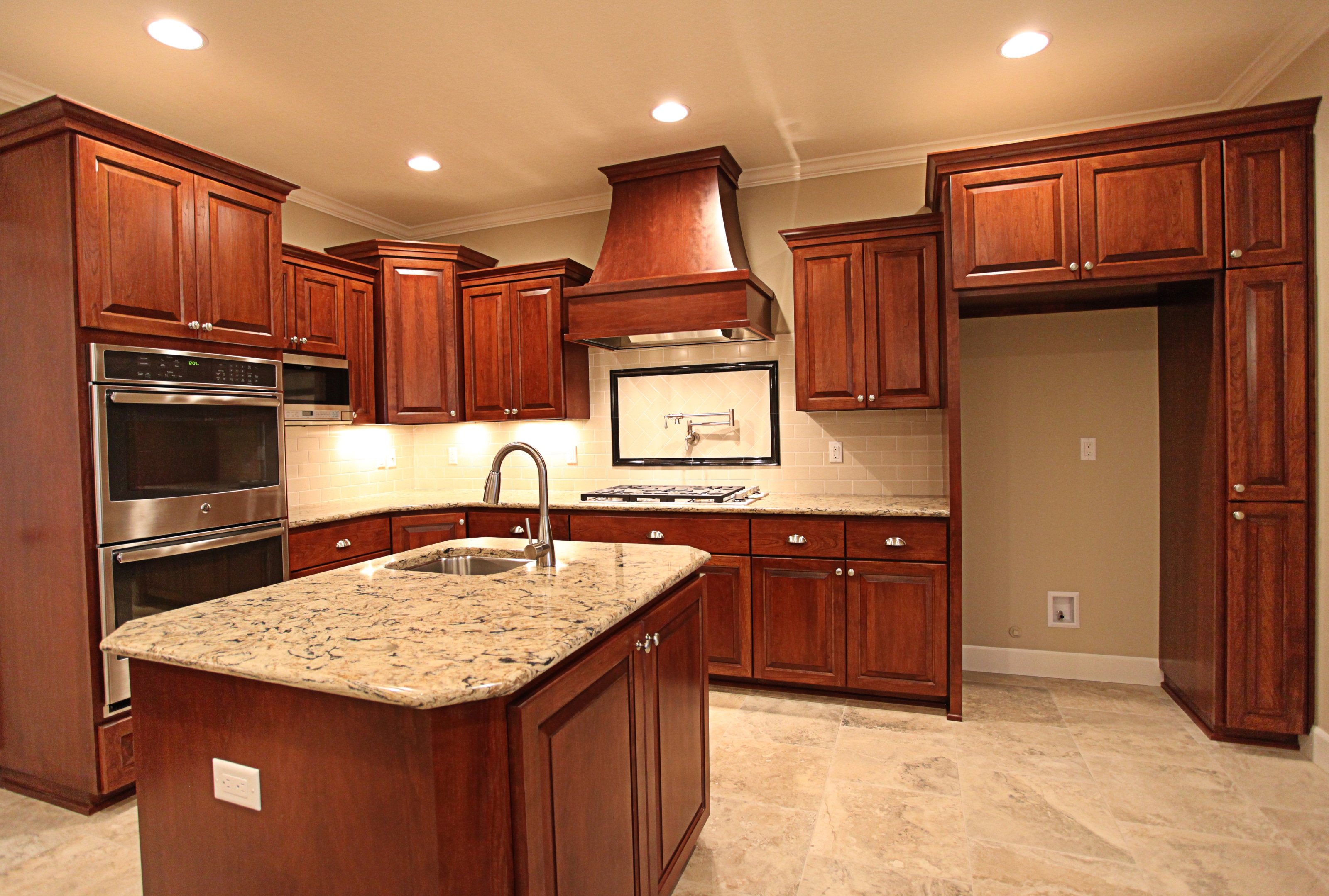 Traditional-kitchen-counter-depth-upper-wall-cabinets-stained-kitchen-cabinets