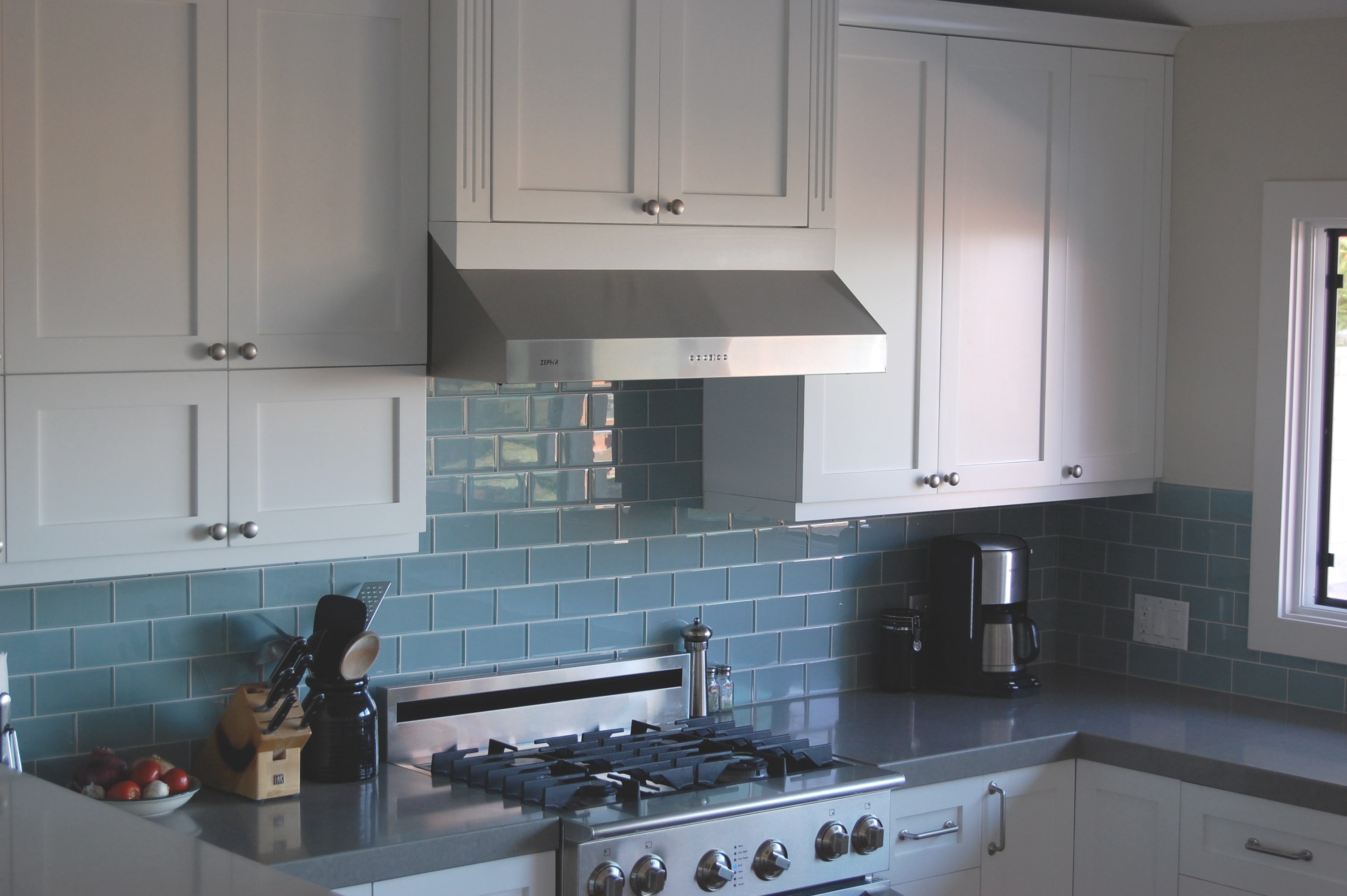 light blue kitchen backsplash tiles